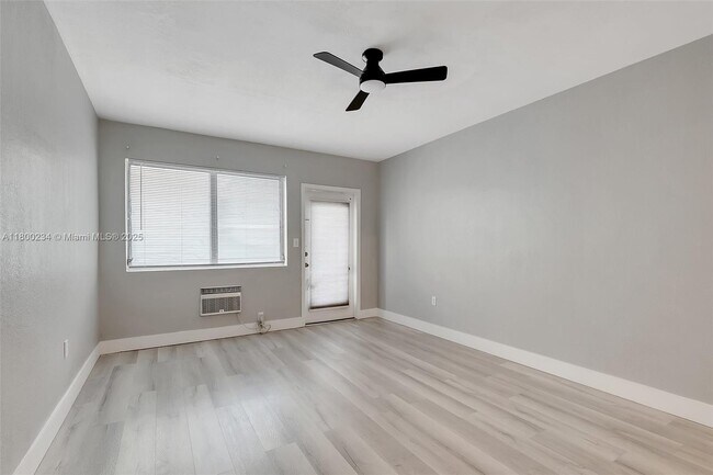 Building Photo - 934 Meridian Ave