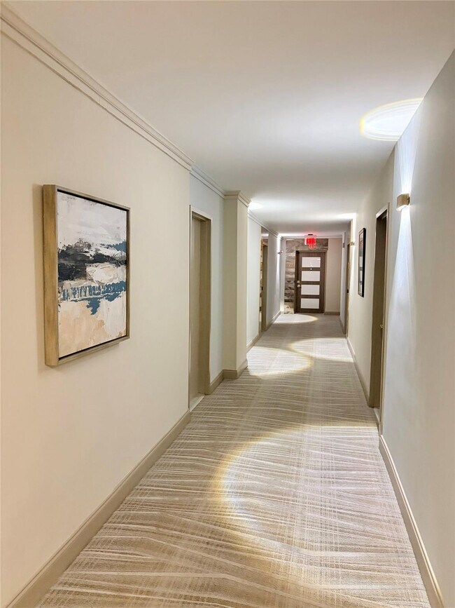 Building Photo - 2701 N Ocean Blvd