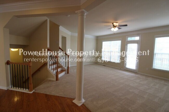 Building Photo - 10752 Camarilla Ct