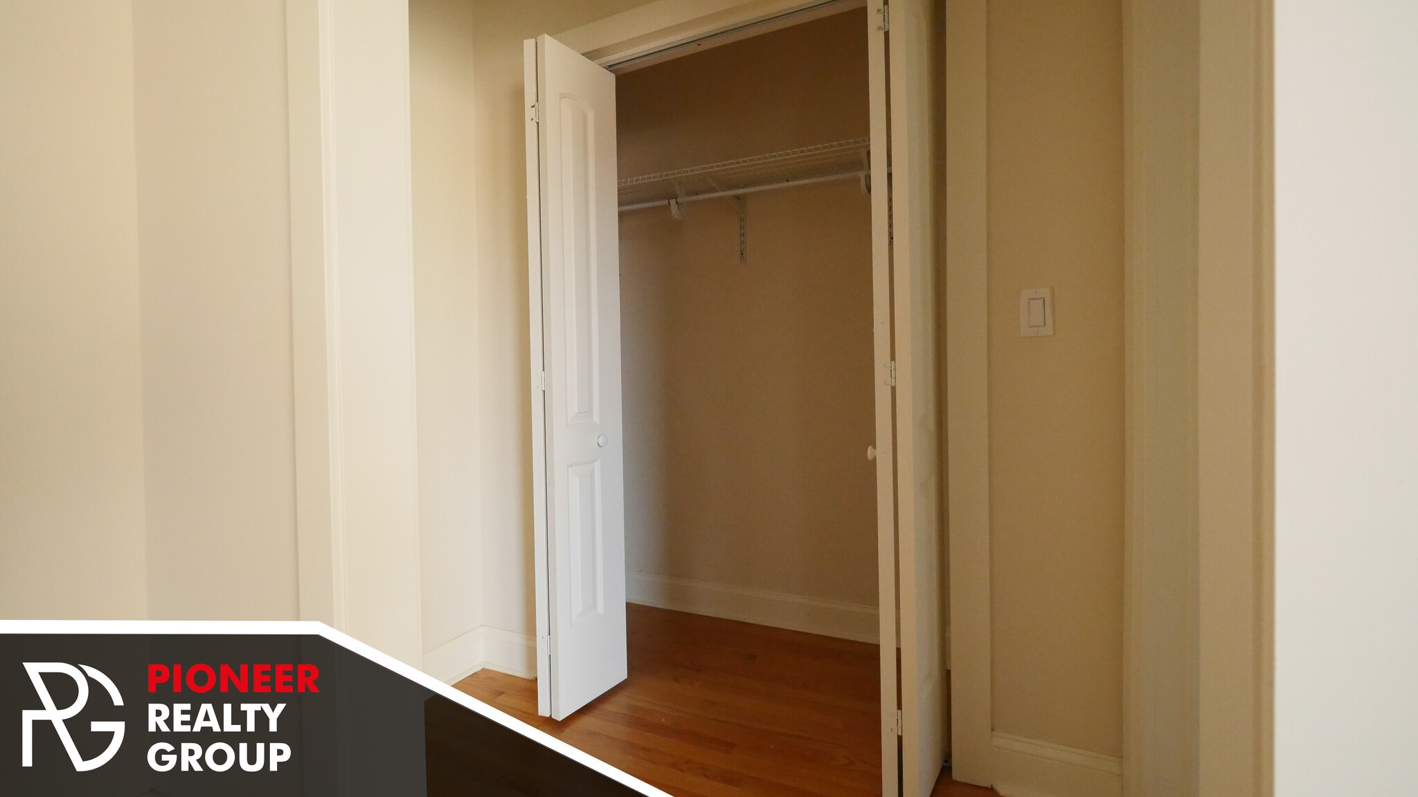 Building Photo - 618 W Patterson Ave