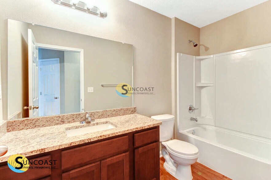 Building Photo - 4525 Glendas Meadow Dr