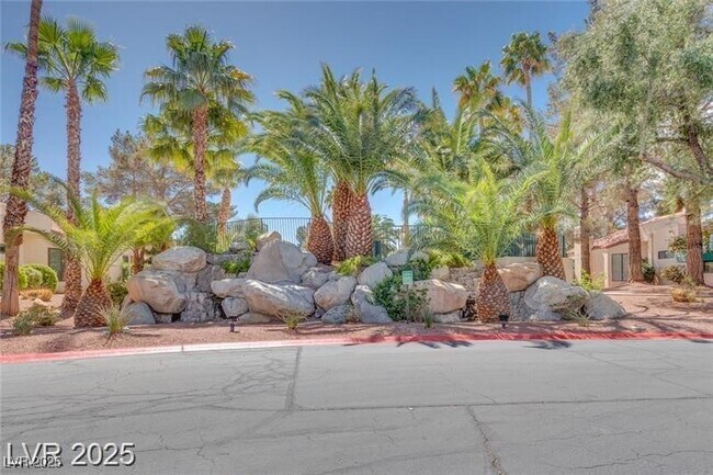Building Photo - 2723 Seabridge Dr