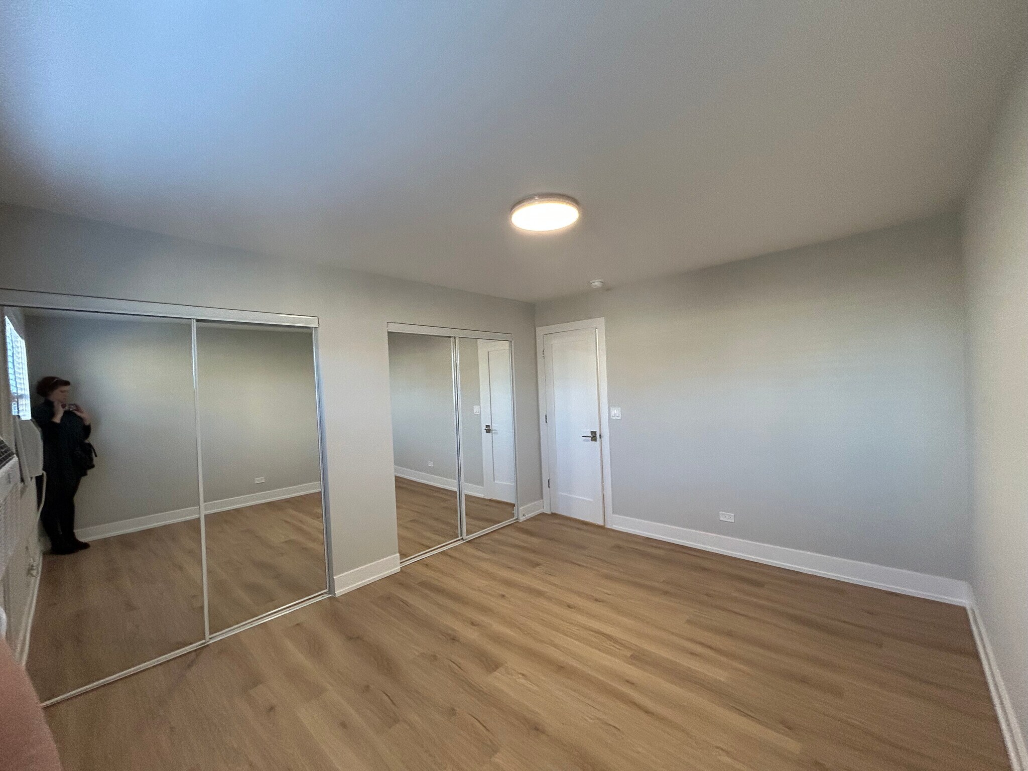 Building Photo - 540 W Aldine Ave