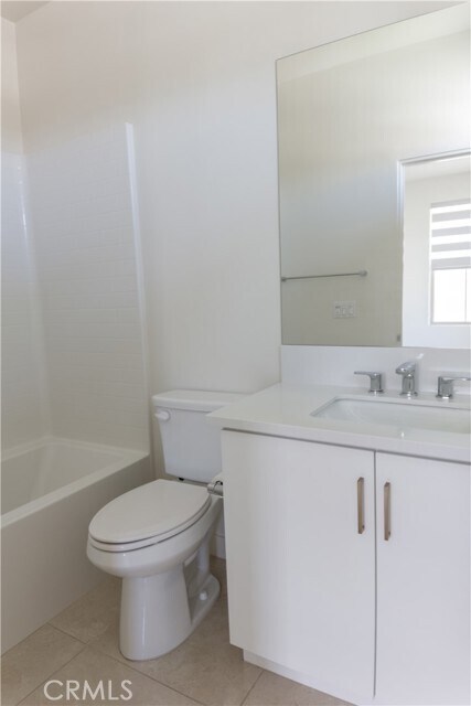 Building Photo - 35963 Bertain Dr