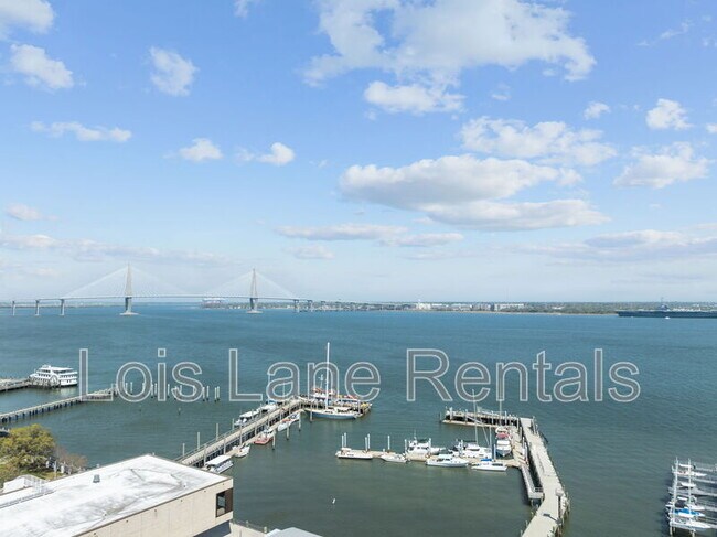 Building Photo - 2 Wharfside St