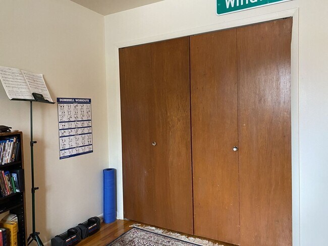 Building Photo - STUDENTS WELCOME! Spacious single-family home in the heart of Ft. Collins!