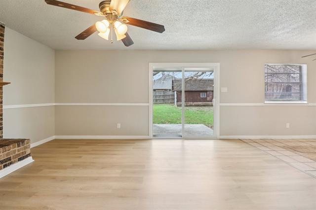 Building Photo - 413 Glenhaven Dr