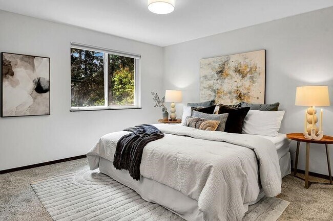 Building Photo - Connection, Comfort, and Calm All in the H...