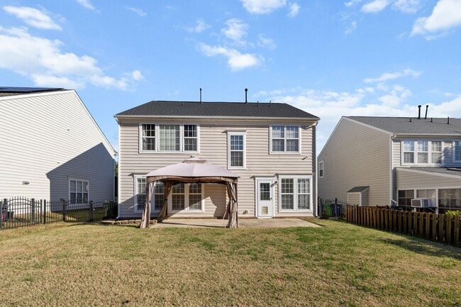 Building Photo - **Lovely 4/2.5 House in Wakefield Plantation**