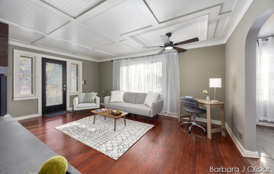 Building Photo - 133 Casey Ct SE