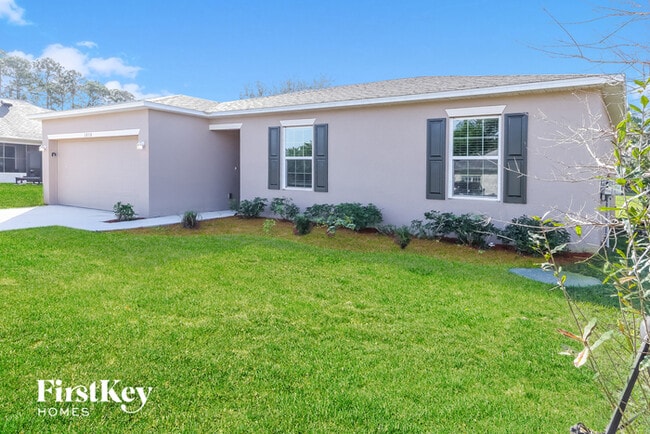 Building Photo - 1810 SW Effland Ave