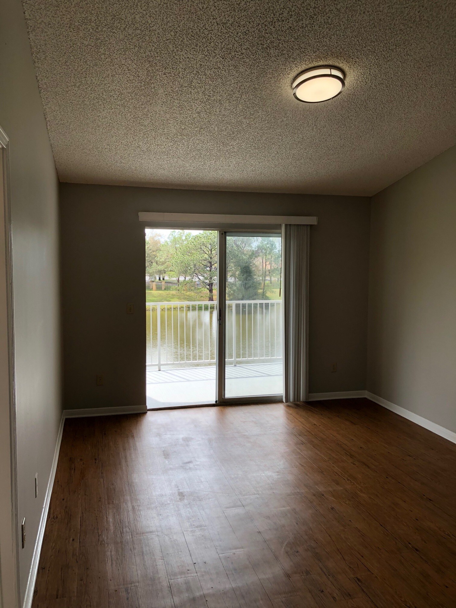 Building Photo - 2508 Grassy Point Dr