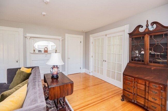 Building Photo - 57 Summer St