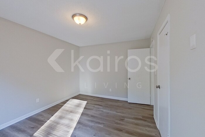 Building Photo - 1117 Moonglow Cir