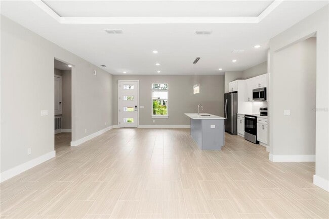 Building Photo - 1774 Karluk St