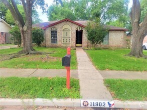 Building Photo - 11902 Scottsdale Dr
