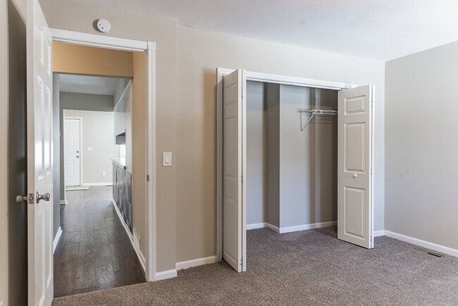 Building Photo - N1246 Walnut Rd