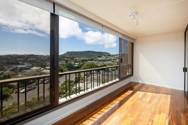 Building Photo - Regency at Kahala - Partially Furnished - 1 bedroom, 1 bathroom, 1 parking stall