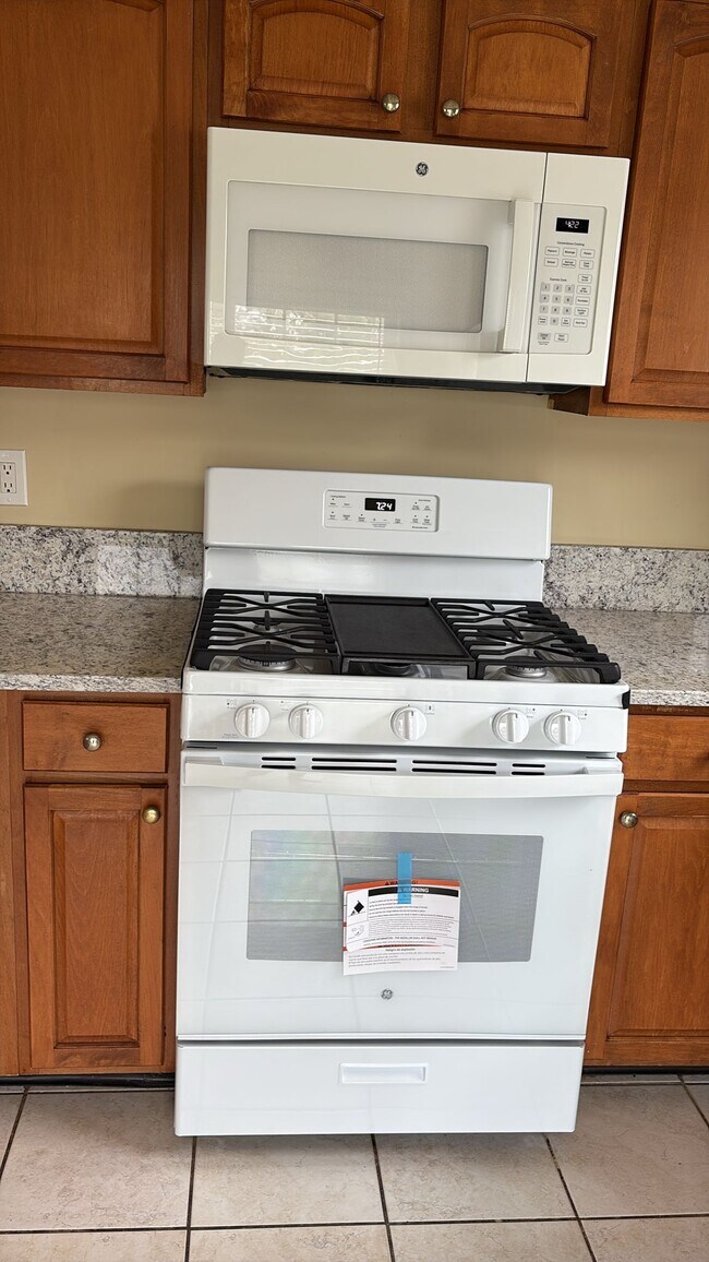 Building Photo - 283 Fountayne Ln