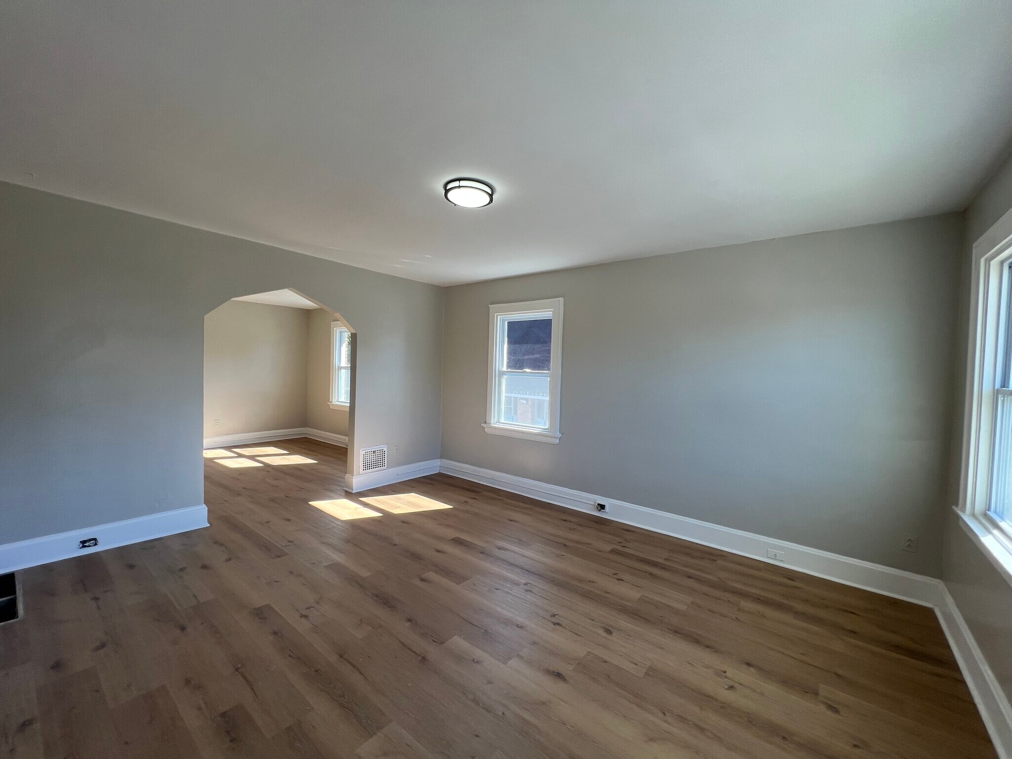 Building Photo - 2310 Indian Mound Ave