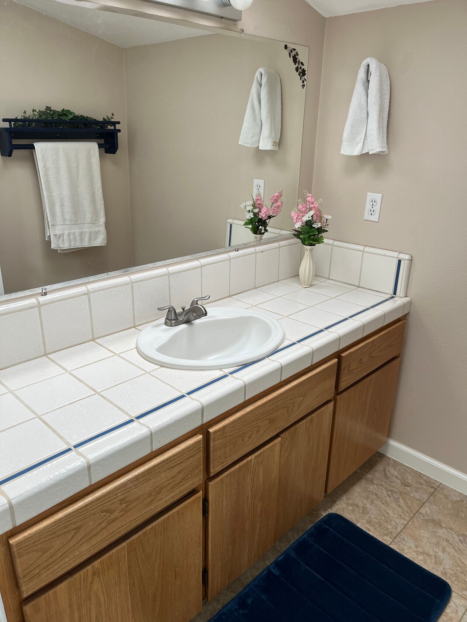 sparkling clean bathroom vanity room - 4569 E Alamos Ave