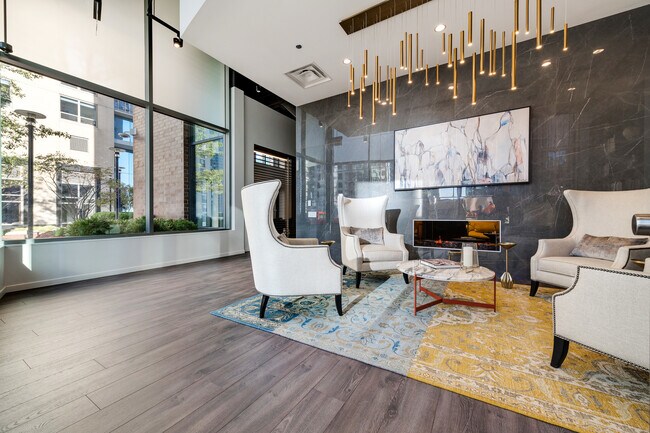 Building Photo - 450 E Waterside Dr