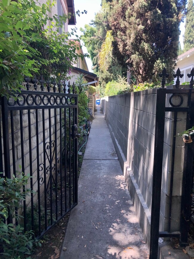 Building Photo - 1807 Pepper St