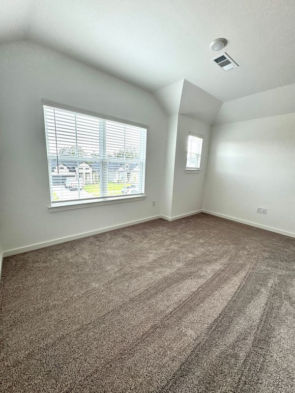 Building Photo - 18106 Zemira Ln