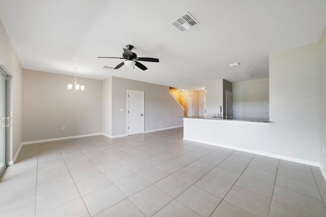 Building Photo - 312 Arbor Lakes Dr