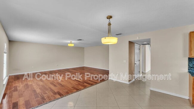 Building Photo - 5060 Spanish Oaks Blvd