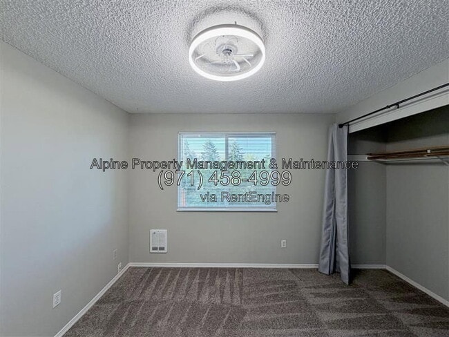 Building Photo - 17282 SW Alexander St