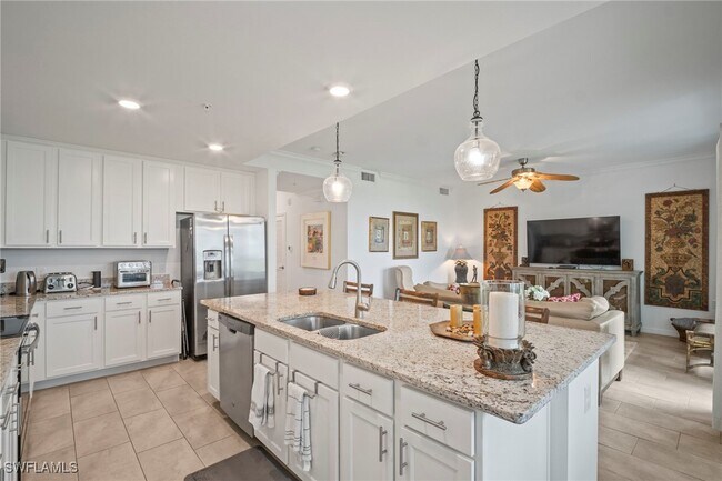 Building Photo - 43010 Greenway Blvd