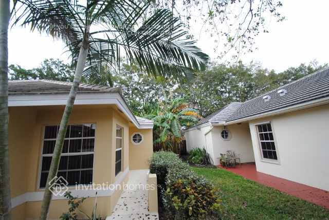 Building Photo - 2960 Tall Oak Ct