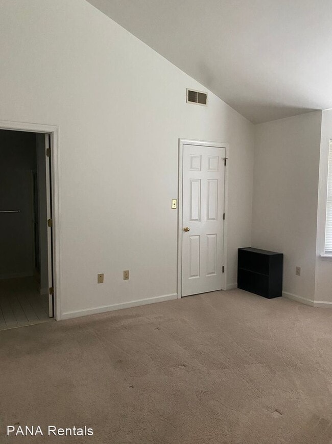 Building Photo - 2 br, 2 bath House - 135 Primrose Lane