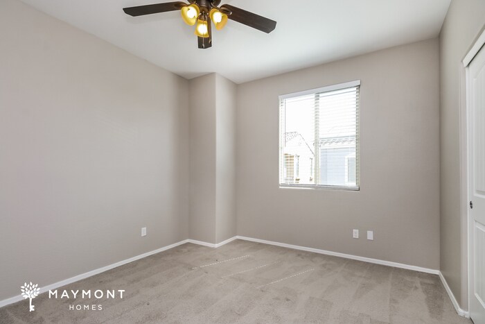 Building Photo - 17736 W Mandalay Ln