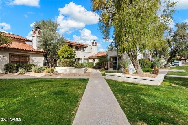 Building Photo - 6349 N 78th St