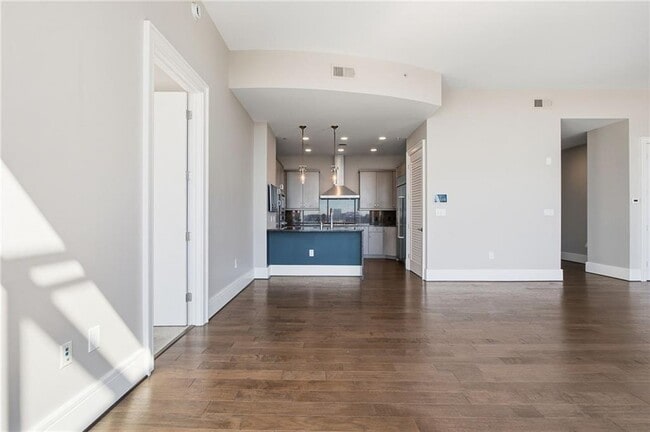 Building Photo - 1065 Peachtree St NE