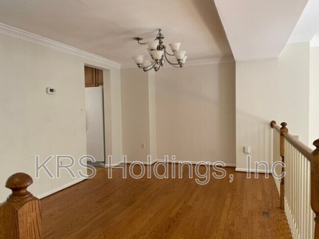 Building Photo - 6268 Walkers Croft Way