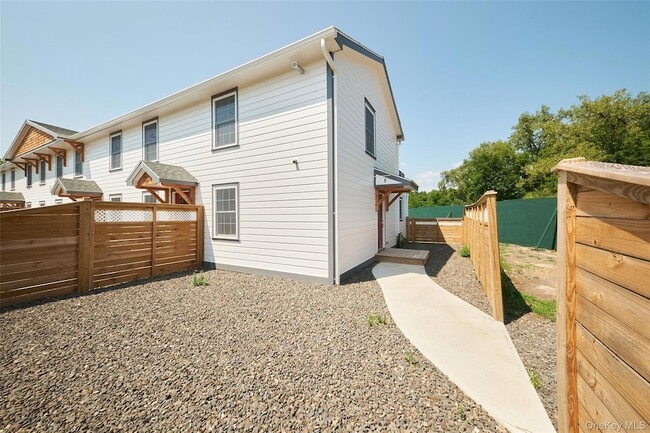Building Photo - 5728-5209 # C