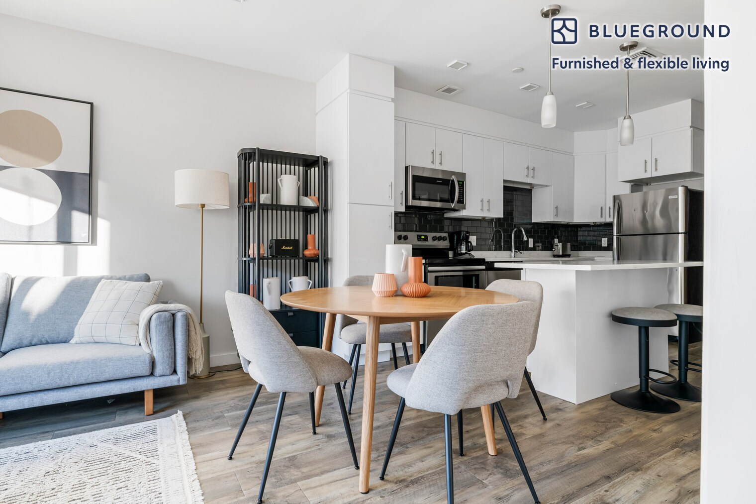 Building Photo - 10 Essex St