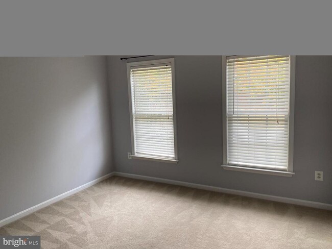 Building Photo - 14075 Wellman Ct