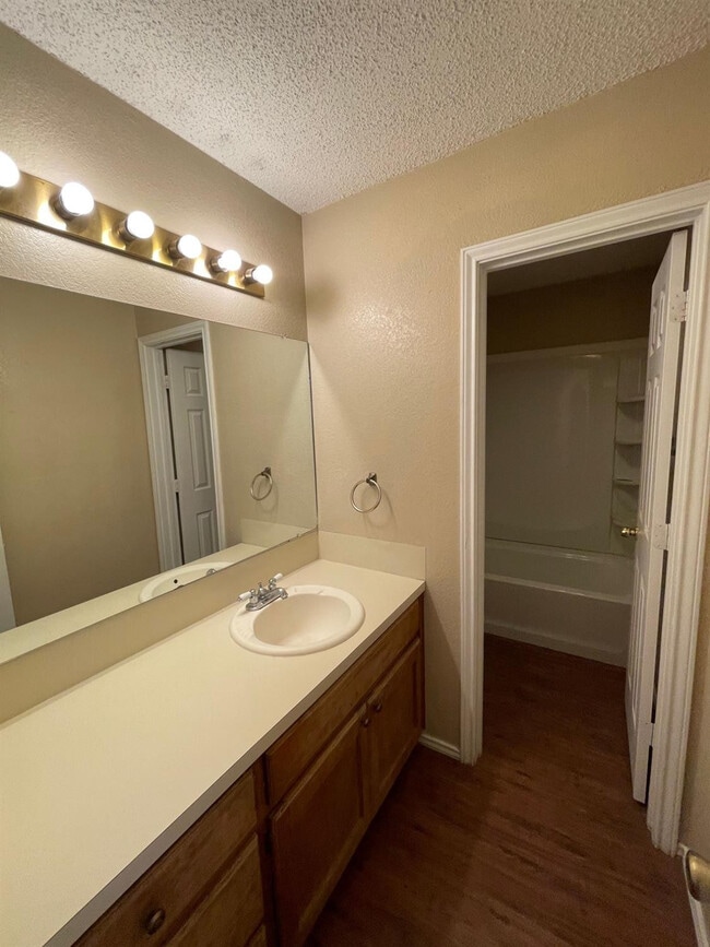 Building Photo - 203 Fulton Ave