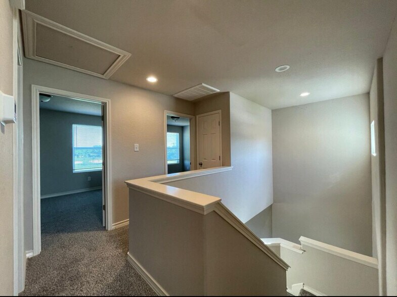 Building Photo - 1791 Tristan Trl