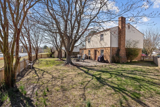 Building Photo - 5100 Egham Ct
