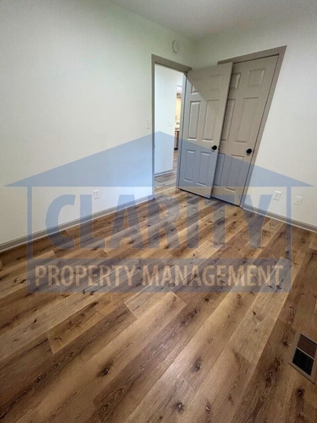 Building Photo - Newly renovated 3 bedroom, 2 bath ranch home!