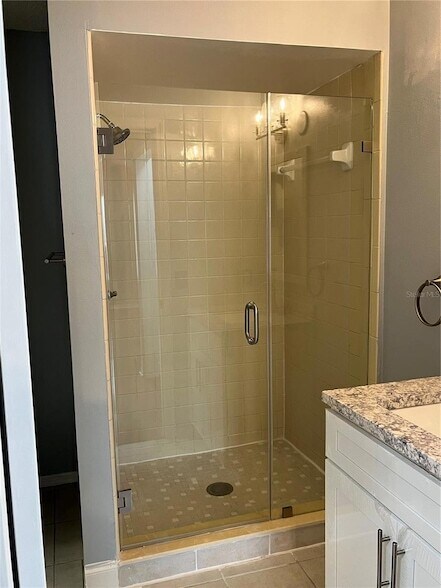 Building Photo - 537 Sun Ridge Pl