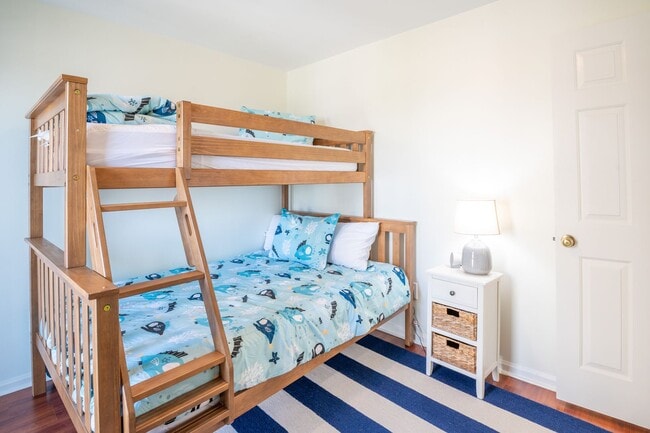 Building Photo - OFF-SEASON FURNISHED MONTHLY RENTAL STARTI...