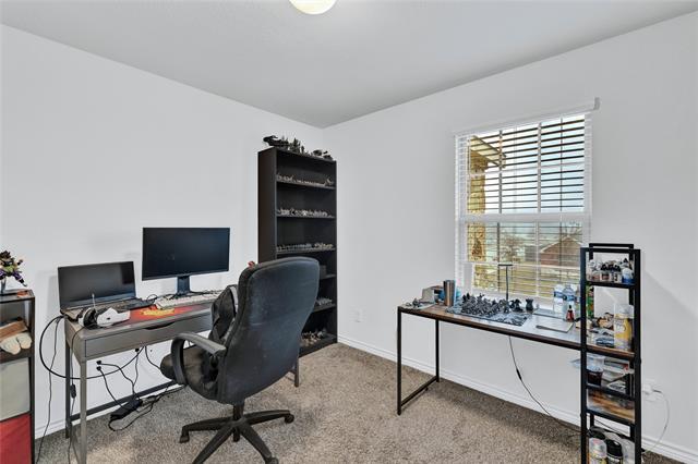 Building Photo - 717 Rawhide Way