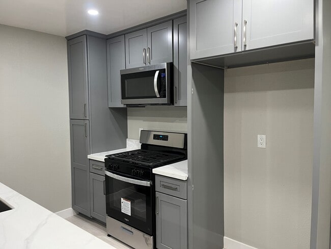 Building Photo - 31200 Landau Blvd