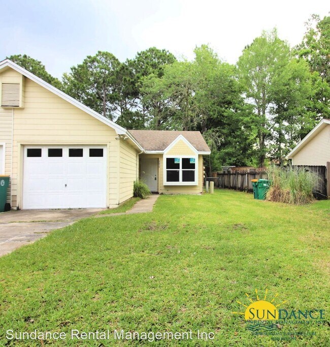 2 br, 2 bath House 1503 E Greenacres Bou... 1503 Green Acres Blvd